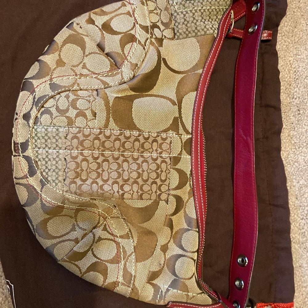 Signature Bobo Coach purse. Red and Tan - Picture 7 of 8